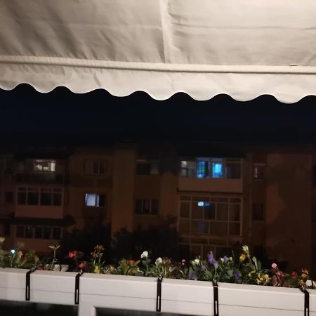 קריובה Bloom Box Apartments מראה חיצוני תמונה