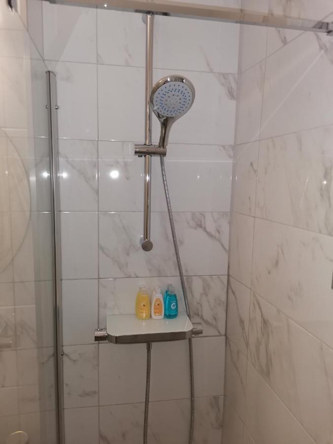קריובה Bloom Box Apartments מראה חיצוני תמונה
